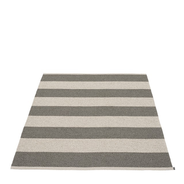 Pappelina matta Bob Linen · Charcoal