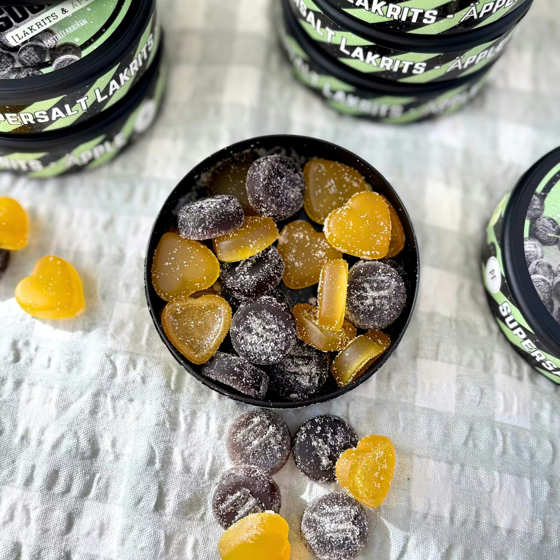 Pastillfabriken - SuperSalta Sugisar Lakrits & Äpple - Dosa, 35g