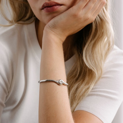 Armband On Repeat