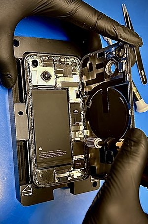 iPhone Batteribyte med Apple Originaldelar