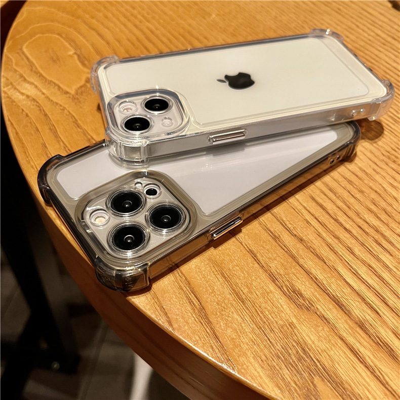 iPhone 13 silikonskal med kameraskydd Svart