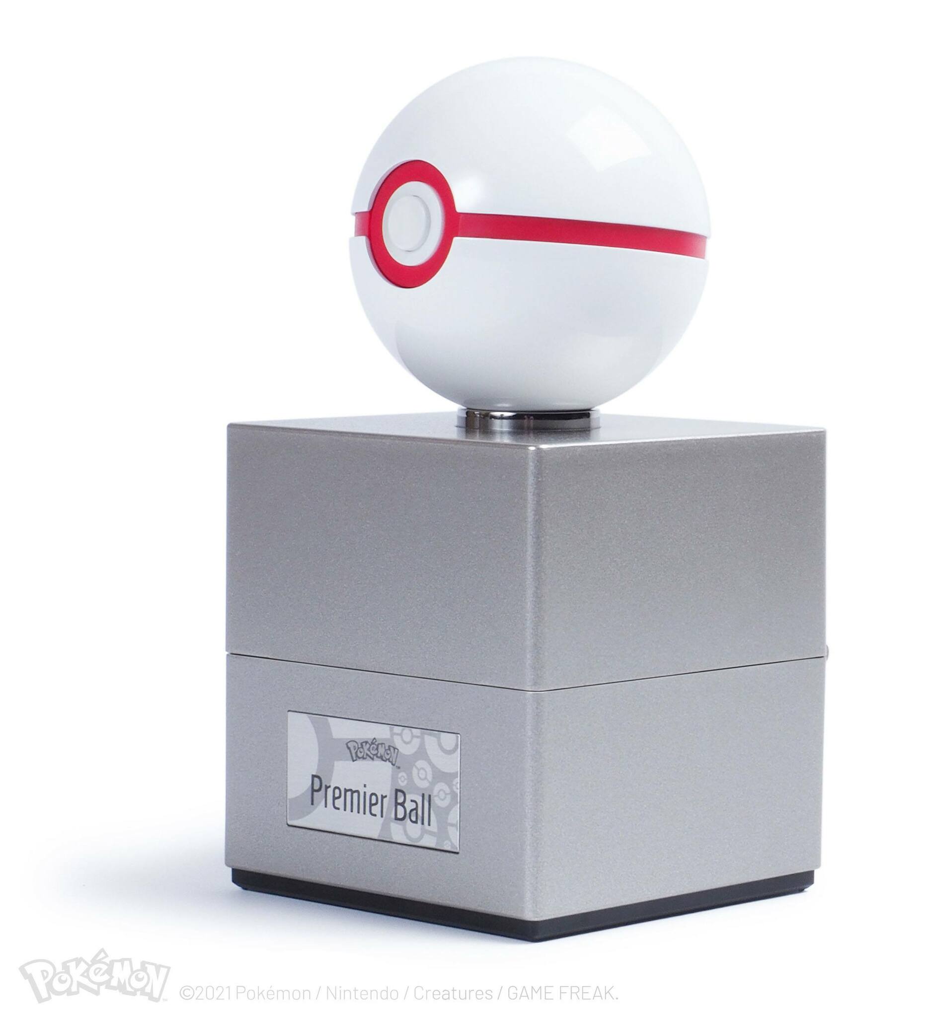 Pokémon Diecast Replica Premier Ball white