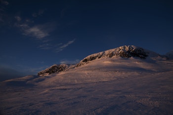 Hallingskarvet, Tvergastein og klatrehytta.