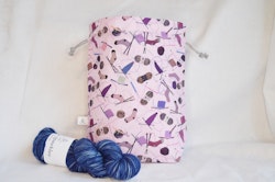 Rosa strumpstickning - socksäck