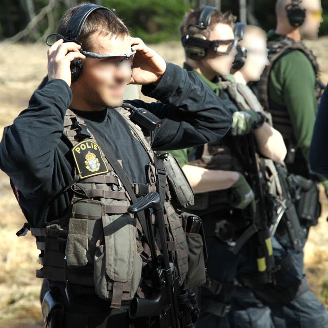 MODULAR TACTICAL VEST -10