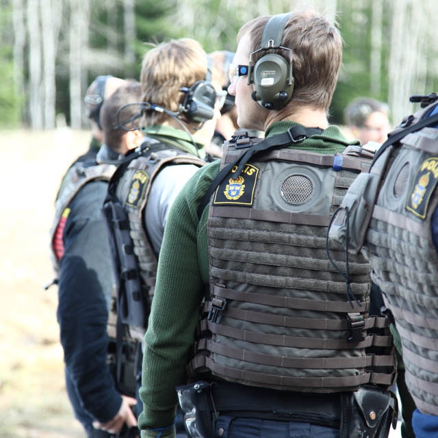 MODULAR TACTICAL VEST -10