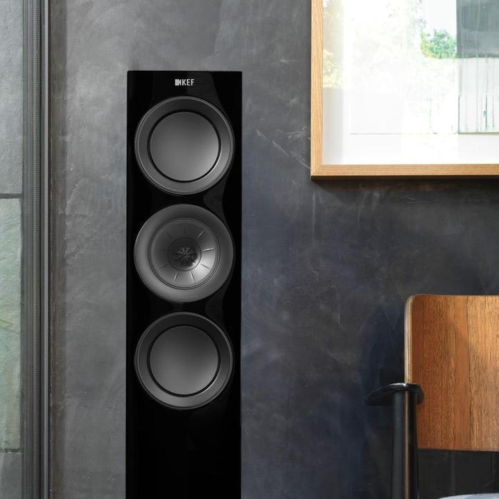 KEF R5