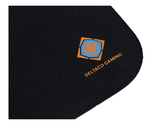 Deltaco Gaming GAM-006 Ekstra bred gaming musematte i neopren, 900mm bred, vaskbar i kaldt vann, gummi bunn, svart