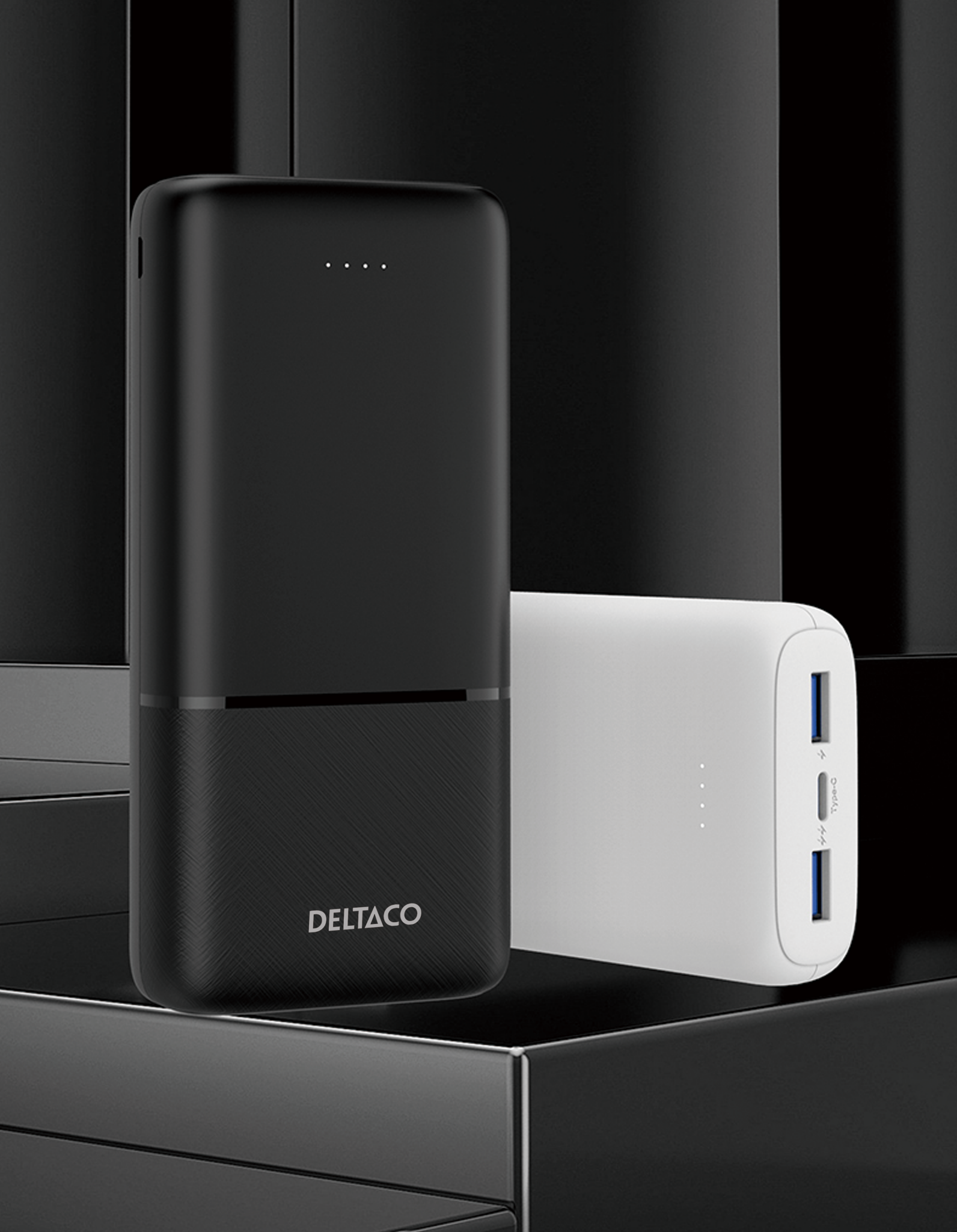 Deltaco Powerbank med hurtiglading og 3 porter, 2 x USB-A 18W, 1 x USB-C 20W PD, 10 000 mAh, svart