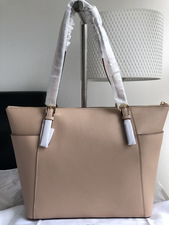 Brand New Original/Authentic Michael kors Oyster Large