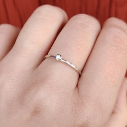 Hilda ring met gerecyclede diamant in sterling zilver