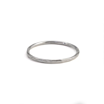 Thin Hammered Ring 1,2 mm Recycled Silver