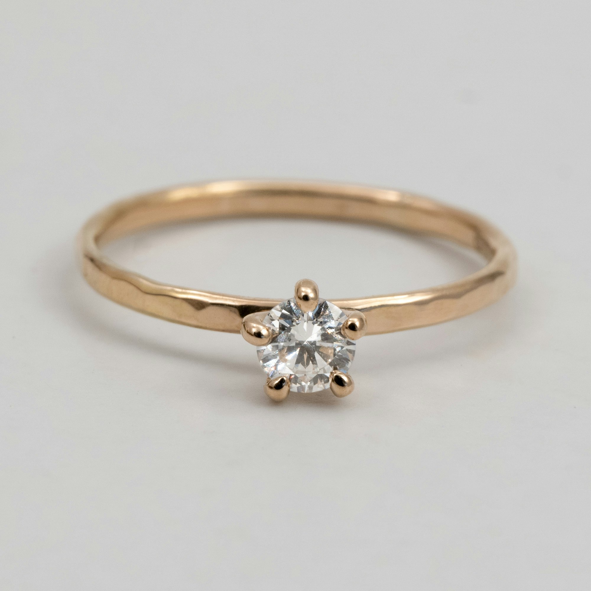 Frida Solitair Engagement ring 0,24 lab-grown diamond