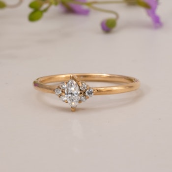 Viola - Ring 18K  Marquise Cluster Diamond Ring