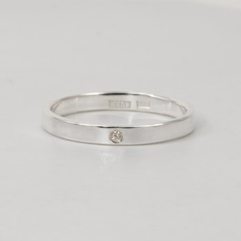 Ella Plain Ring with Recycled Diamond Silver