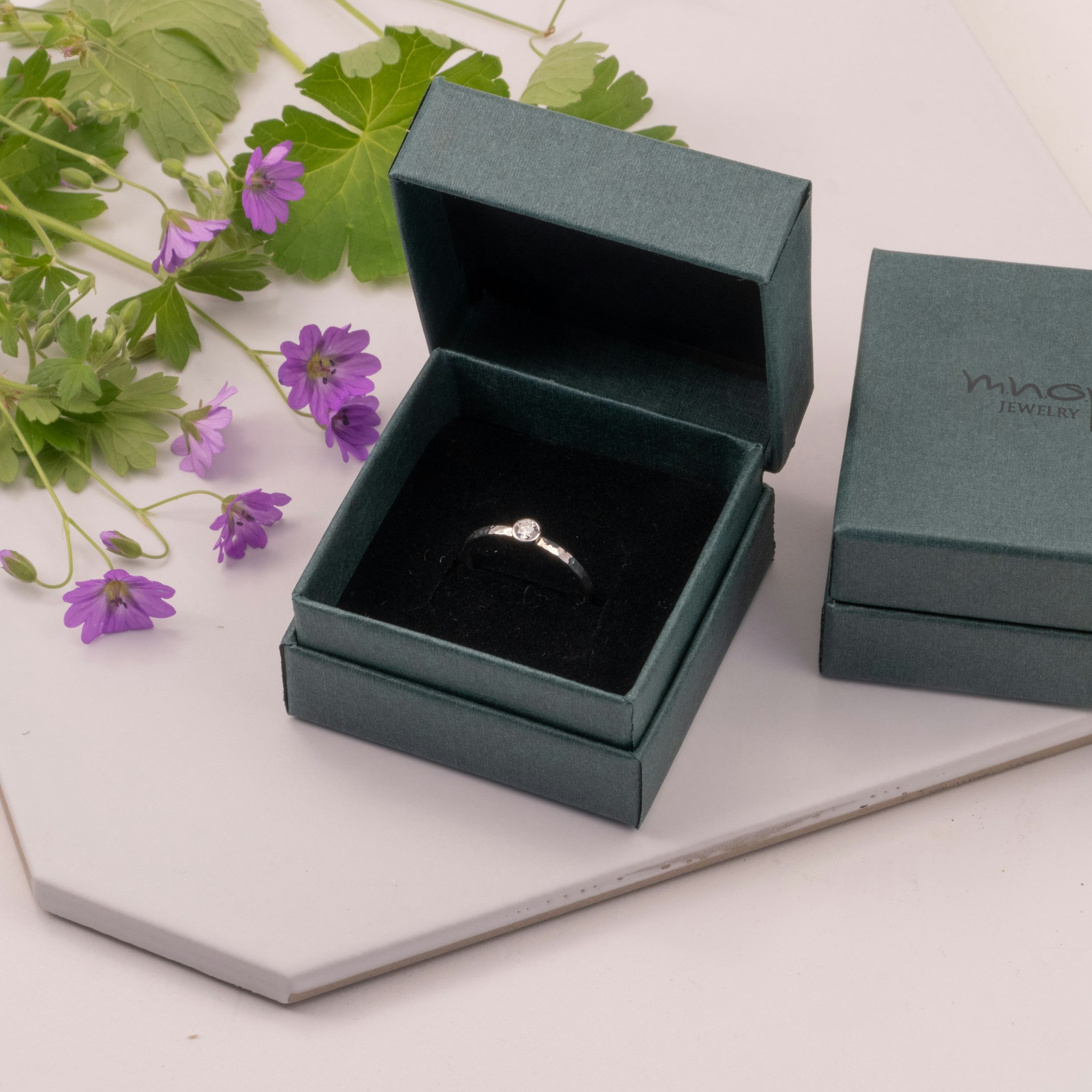 18K Lily Ring Recycled Diamonds Gold