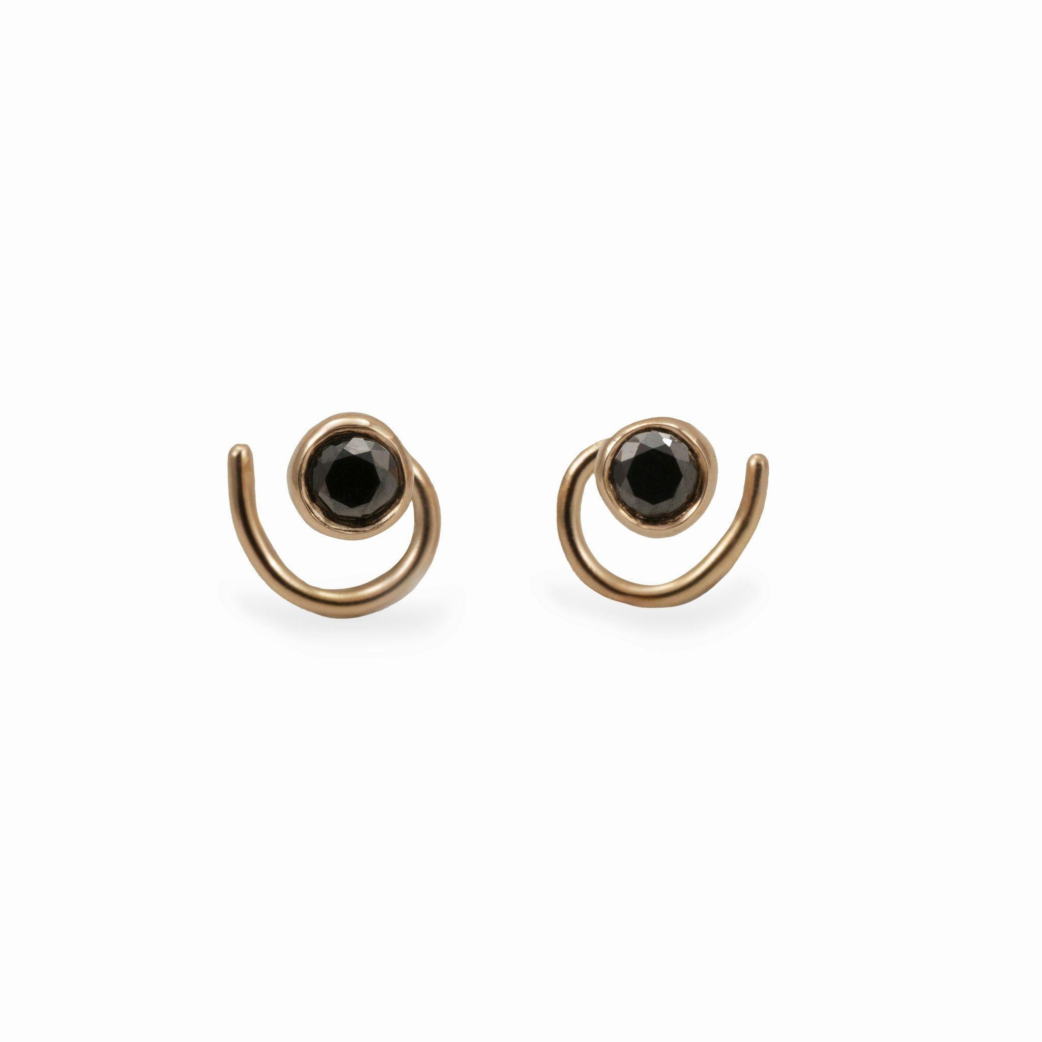 18K Black Diamoind Comfort Small Earrings Recycled Gold