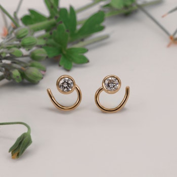 18K Diamond Comfort Small Earrings Recycled Gold