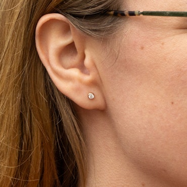 18K Diamond Comfort Small Earrings Recycled Gold