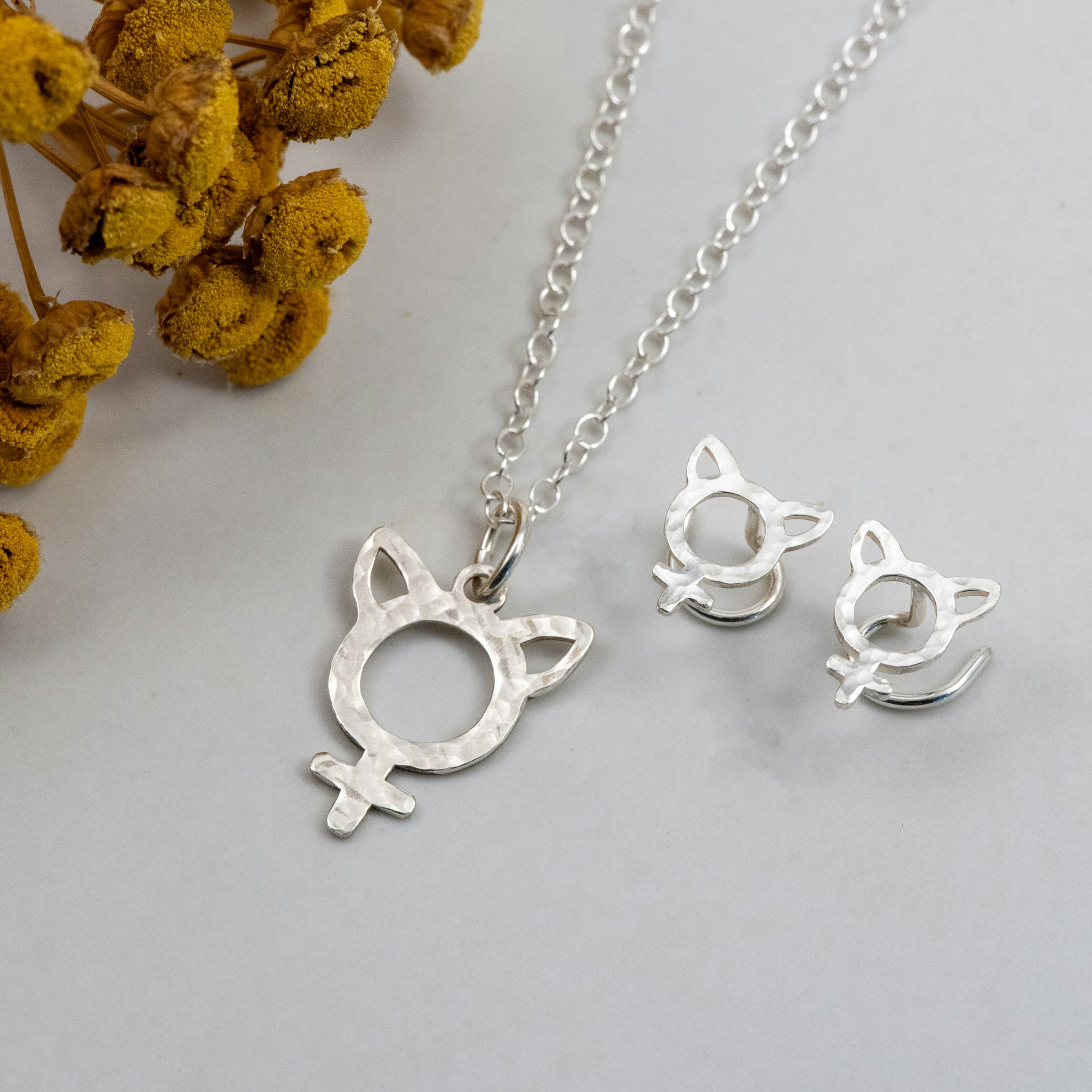 Cat Lady Comfort - Earrings Recycled Silver