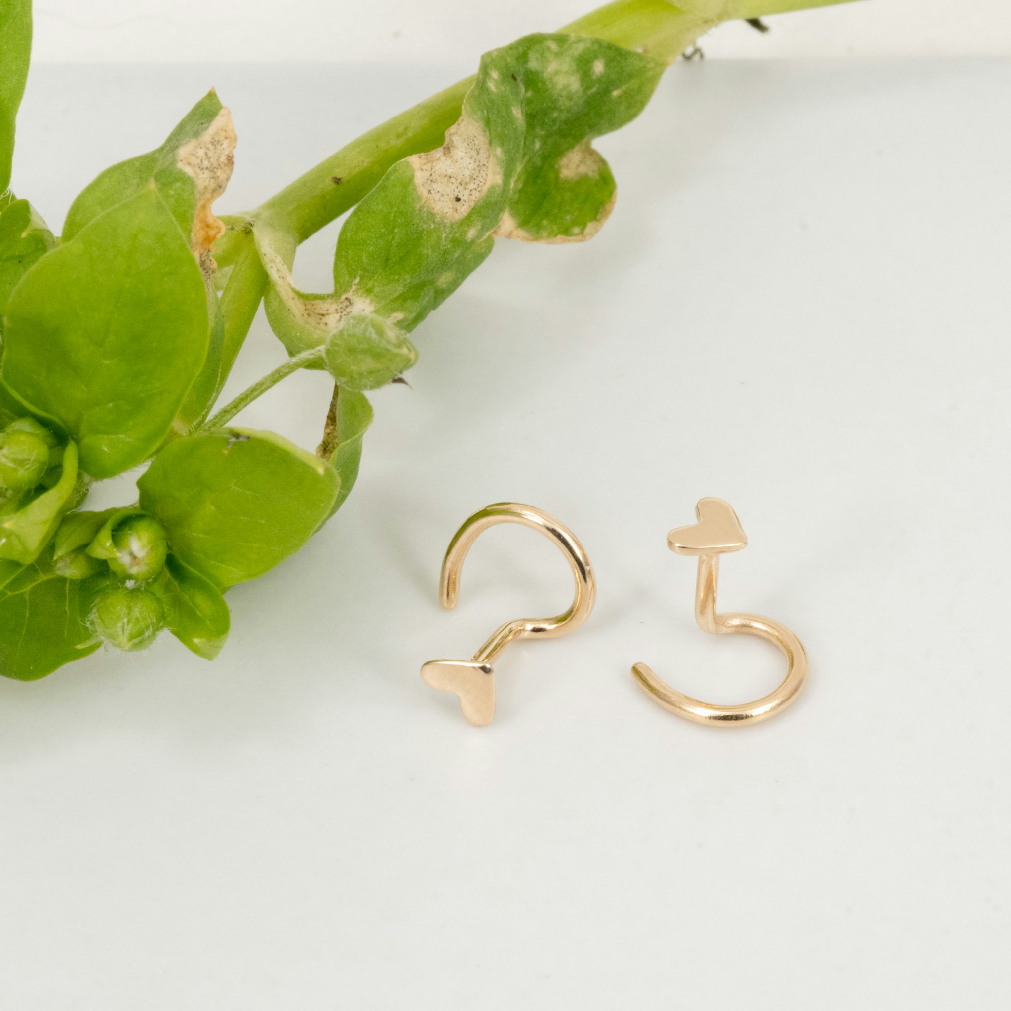 18K Micro Hearts Comfort Earrings in Recycled Gold