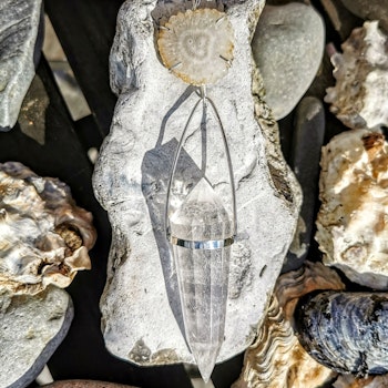 Bergkristall stalaktit med Vogelkristall