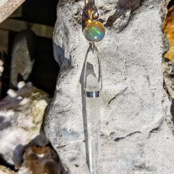 Velo opal med bergkristall laserstav