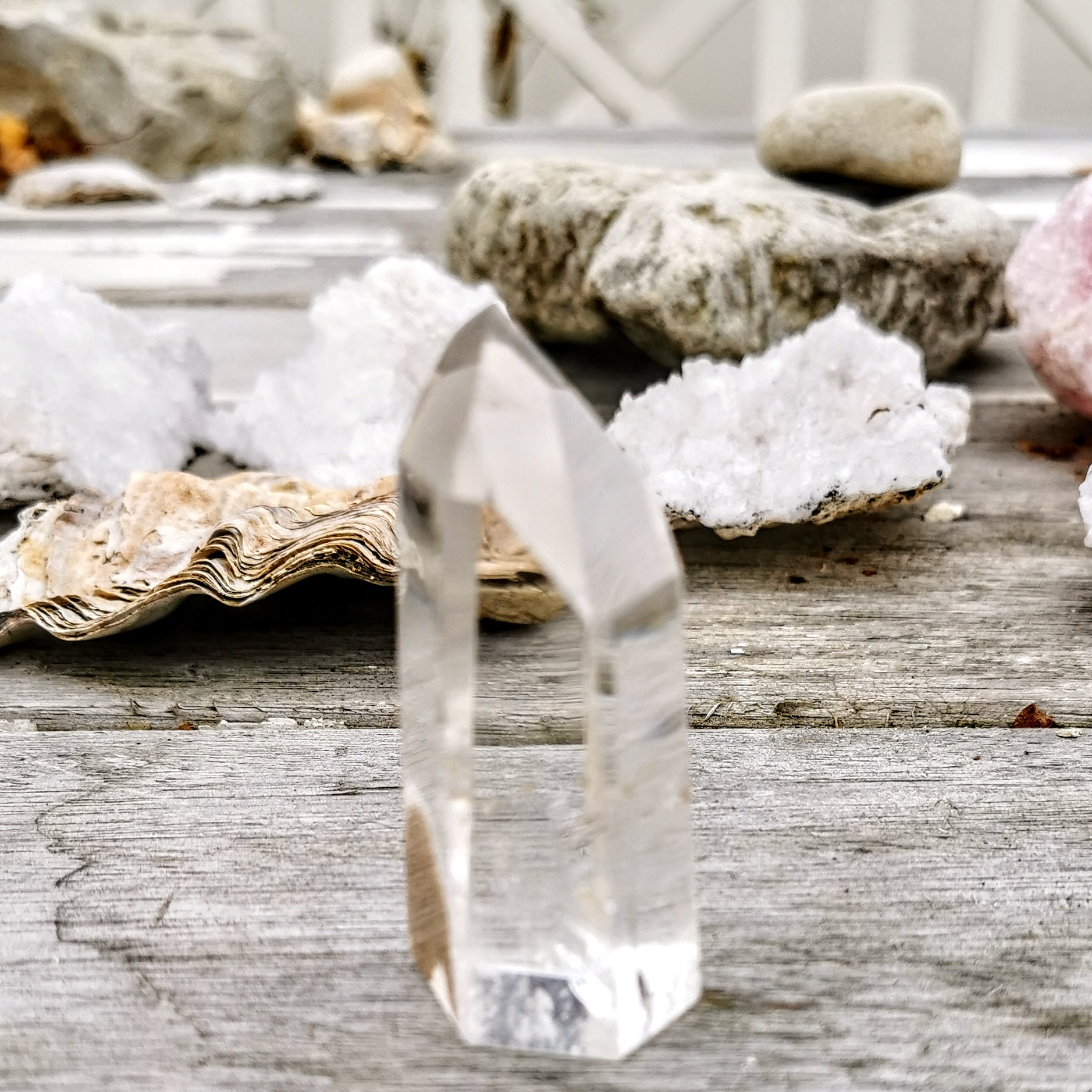 Bergkristall spets med sandfärgad fantom