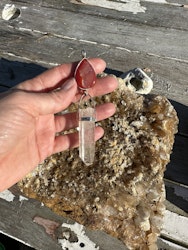 Karneol druisy med Lemurien kristall