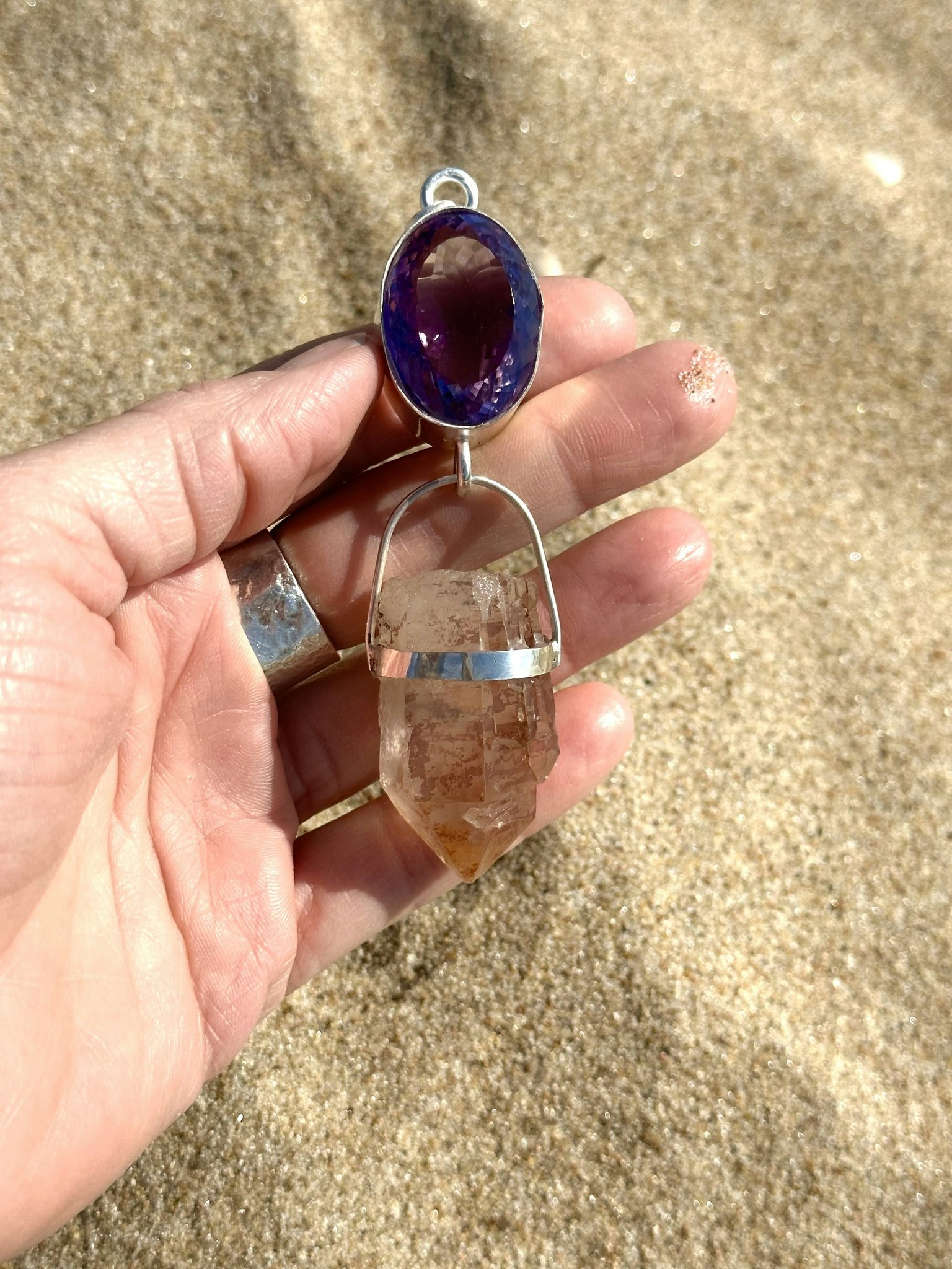 Faceted amethyst with pink Lemuria