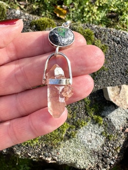 Galaxy opal with double terminated pink Lemurian