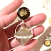 Honey quartz med dubbelterminerad Enhydro från Himalaya