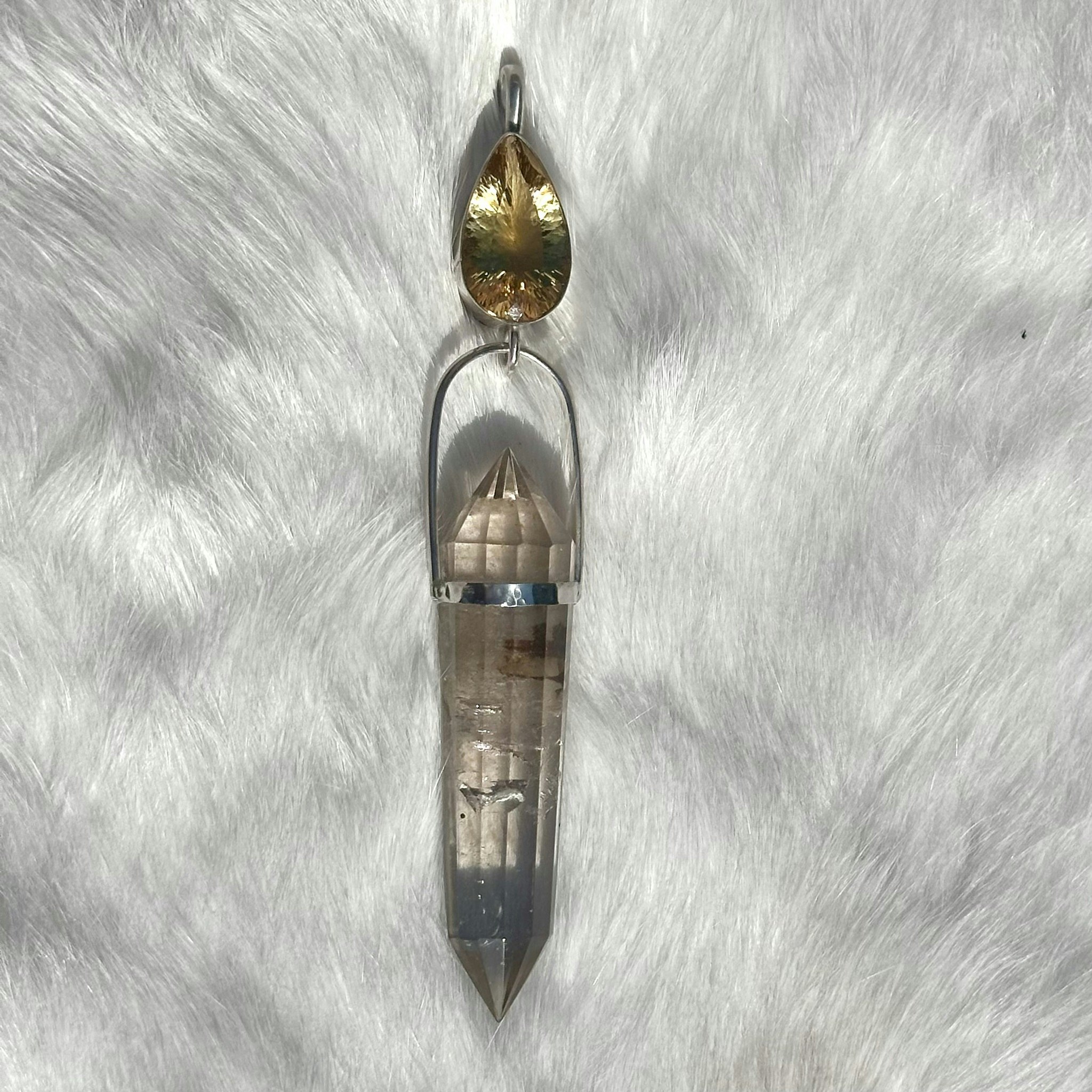 Citrine with smokey citrien Vogel crystal, Master Piece