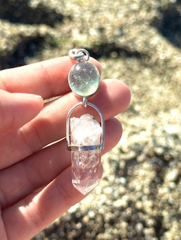 Aquamarine with Brandenberg Enhydro