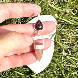 Godess Mira Bai, Garnet with natural moonstone