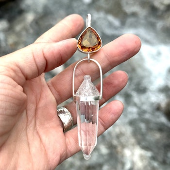 Top quality dark citrine with Vogel Crystal