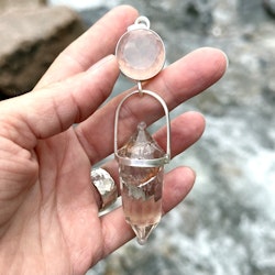 Masterpiece - Rose Quartz with Vogel Lodolite