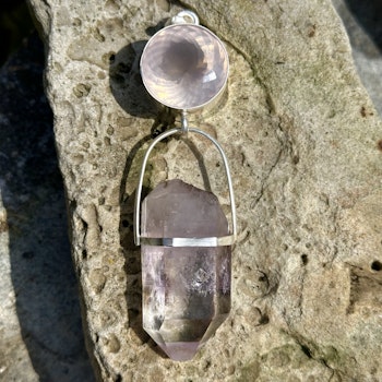 Hogher love- Rose quartz with double terminated Brandenberg Amethyst