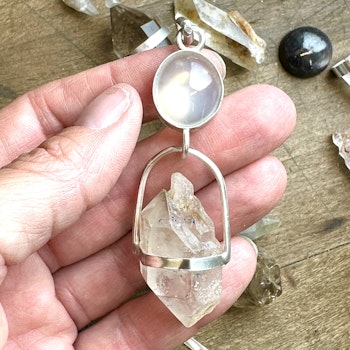 Green natural moonstone with cat eye effect, with Enhydro quartz with Golden Healer from the Himalayas
