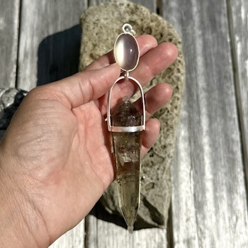 Dragon rider!   Crystalline frequency-Masterpiece  Natural green moonstone with cat eye effect with magical Citrine Vogel