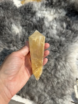 Golden Healer Vogel crystal