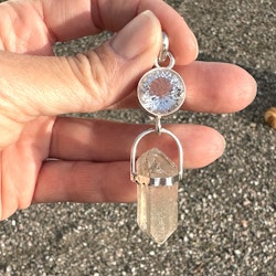 Hold you in the light- Clear quartz with double terminated clear quartz from Norway.
