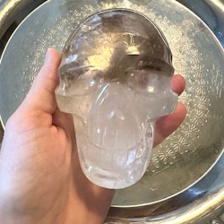 Crystal skull