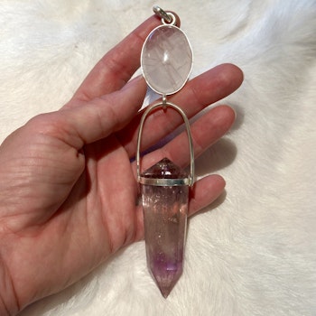 Love Godess of the Aquarian Age - Rose Quartz with Amethyst Vogel