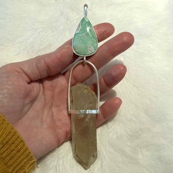 Healing the higher heart of Atlantis and stepping into to your natural sovereign self again. -Variscite with very special Quartz from the Himalayas