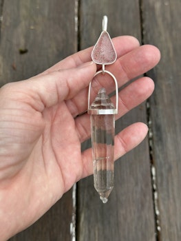 Awakening ro your inner power- Super seven with Clear Quartz Vigel