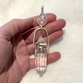 Sarafia- Sophia, The illuminated collection.  Opal with Clear Quartz Vogel