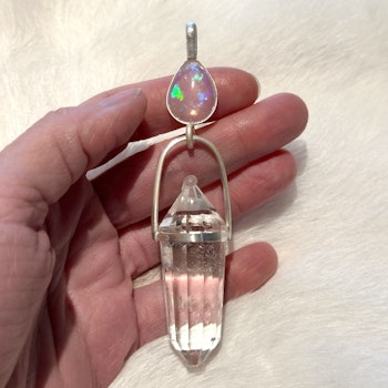 Sarafia- Sophia, The illuminated collection.  Opal with Clear Quartz Vogel