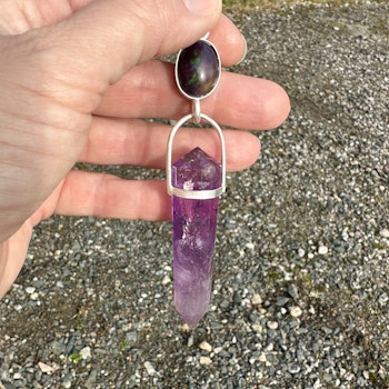 Connection to the cosmic heart of Sophia- Black Opal with Amethyst Vogel