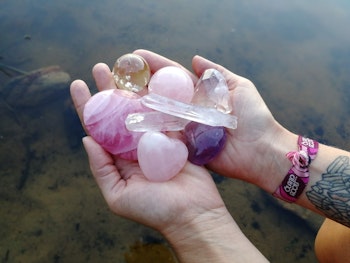 Star Crystalline Crystal healing course , with Crystal kit.